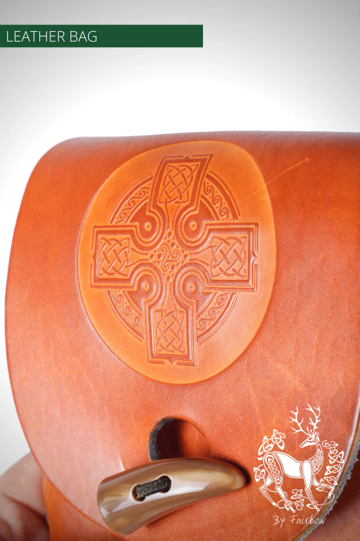 HANDCARVED LEATHER BAG, SPORRAN OR BELT MODEL WITH CELTIC DESIGN - Image 7