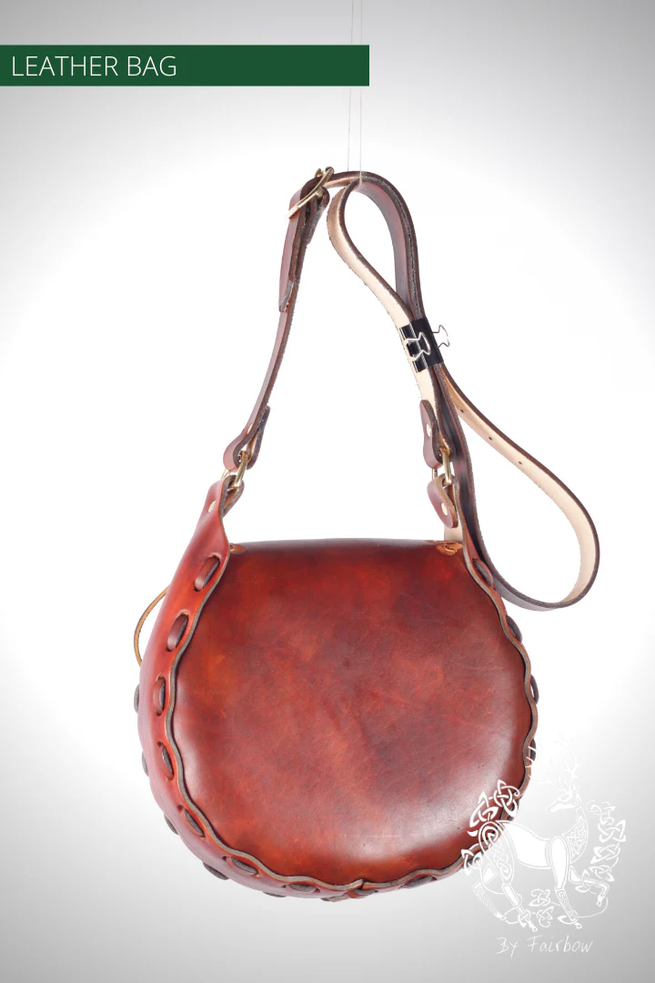 HANDCARVED LEATHER BAG WITH CELTIC DECORATIONS - Image 3